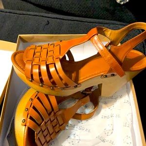 Indigo rd. Platform sandal